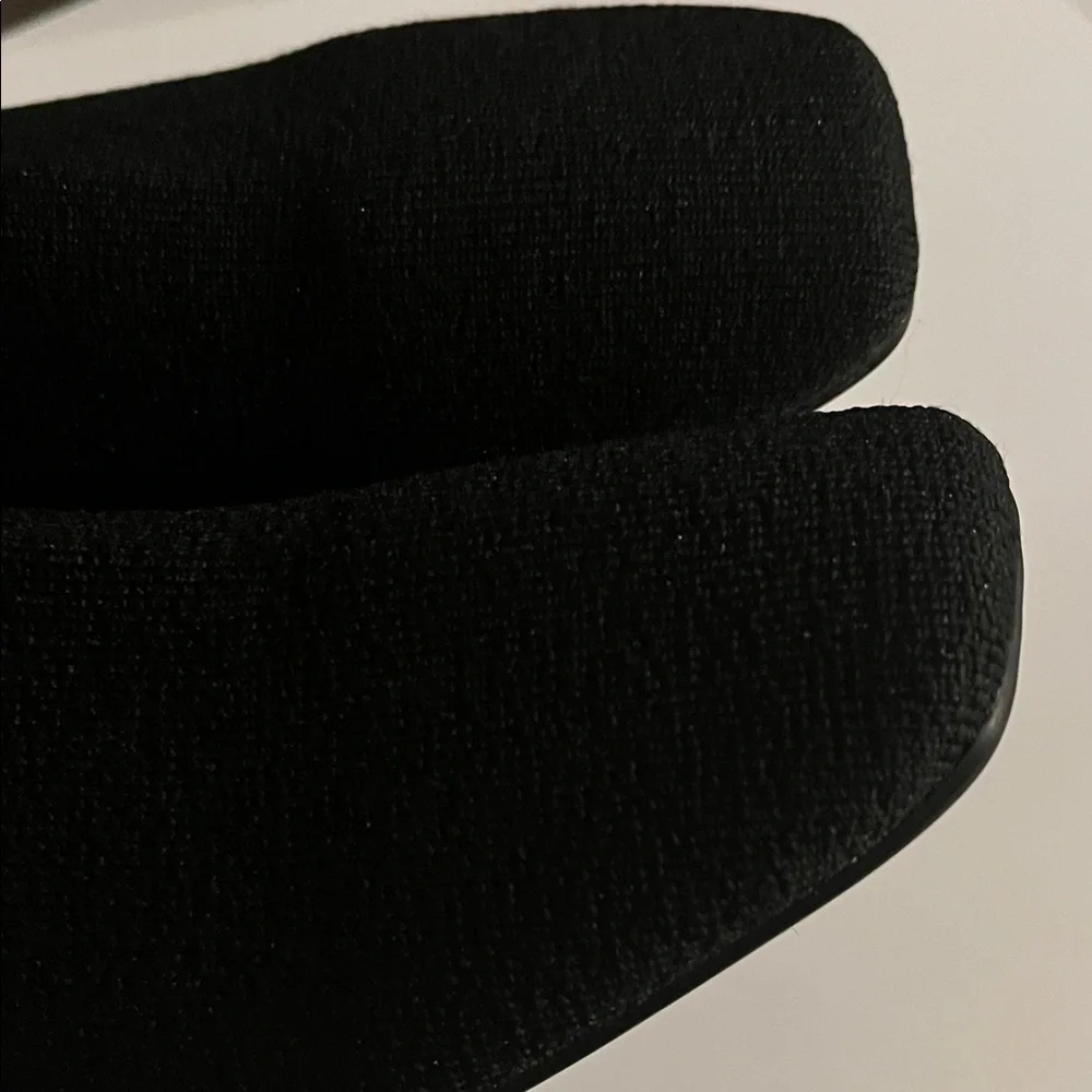 Cushionaire Elegant Black Ankle‎ Knit Boots With Memory Foam  For Women Size 9 W